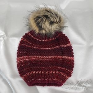 Nardi E Tagliaferri Hat Beanie Red Wool Blend Shaded Stripe Faux Fur Cottagecore